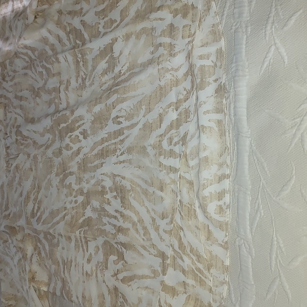 Beautiful By Lawrence Zarion Blouse - Picture 7 of 8